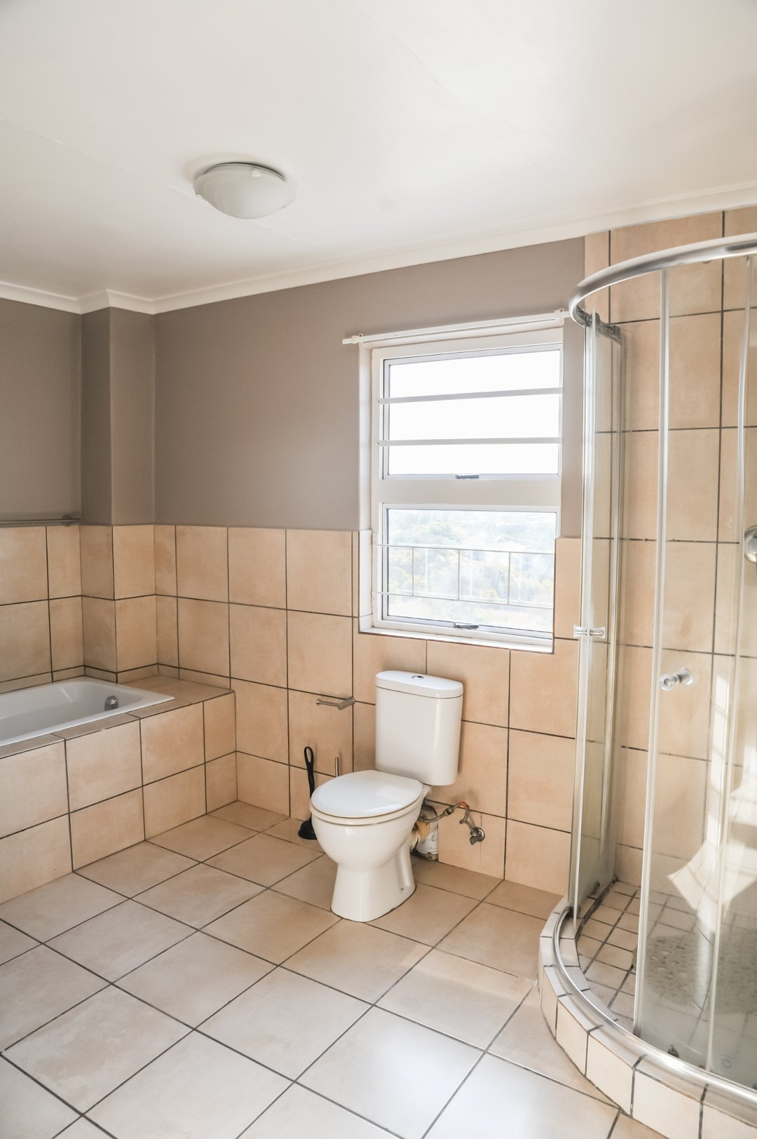 To Let 3 Bedroom Property for Rent in Country Club Western Cape